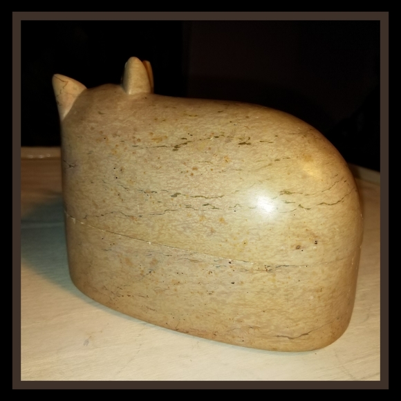 VINTAGE RHINO SOAPSTONE BOX-ONE OF A KIND-PERFECT - Picture 5 of 7